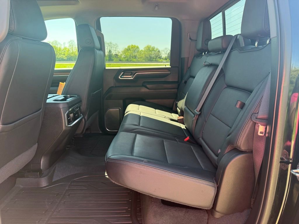 Used 2024 GMC Sierra 2500 Denali w/ Denali Reserve Package image 14