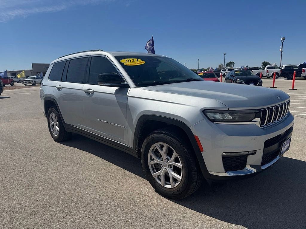 Used 2021 Jeep Grand Cherokee L Limited AWD/4WD image 9