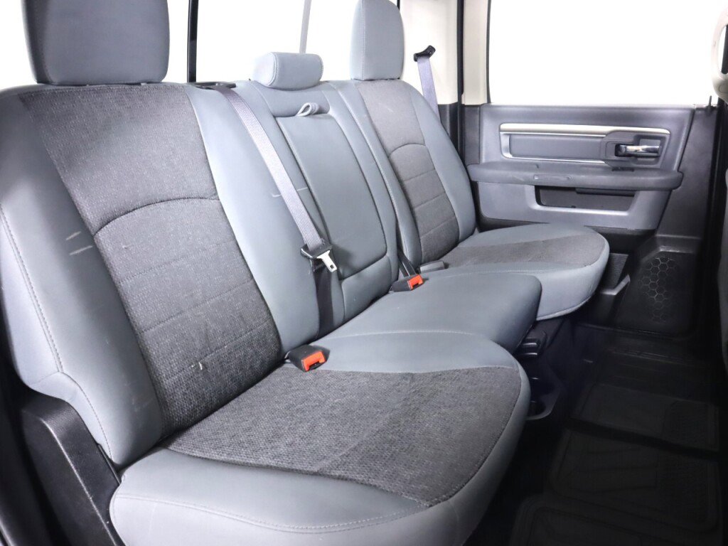 Used 2017 RAM 3500 Big Horn image 42