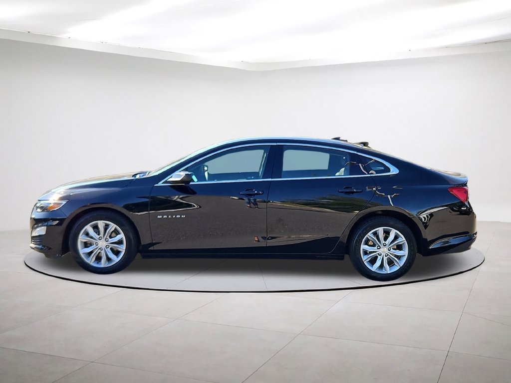 Used 2025 Chevrolet Malibu LT FWD image 4