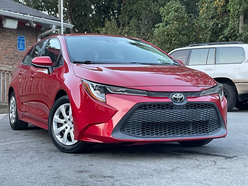 Used 2020 Toyota Corolla LE image 3