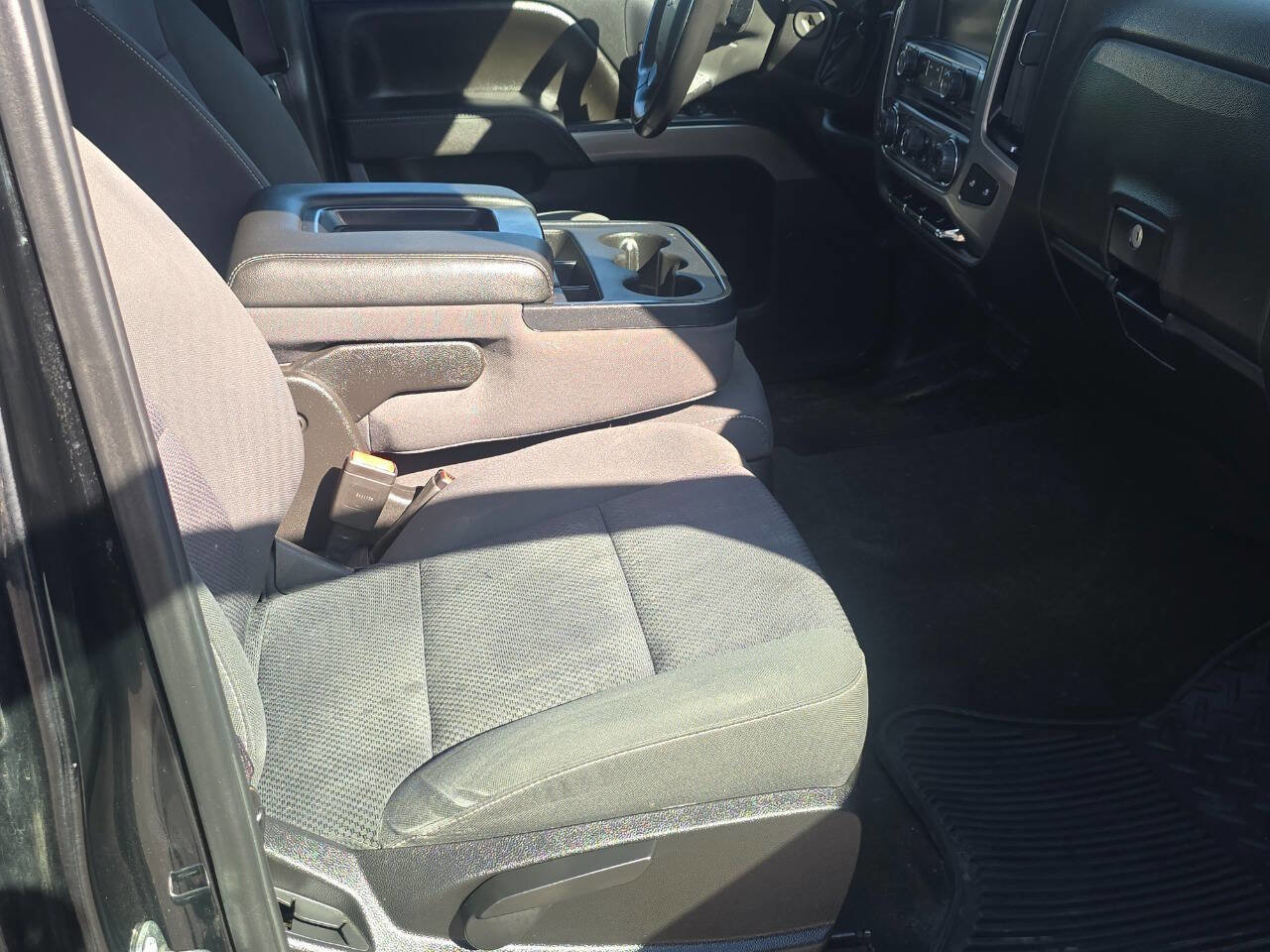 Used 2017 Chevrolet Silverado 1500 LT w/ All Star Edition image 22