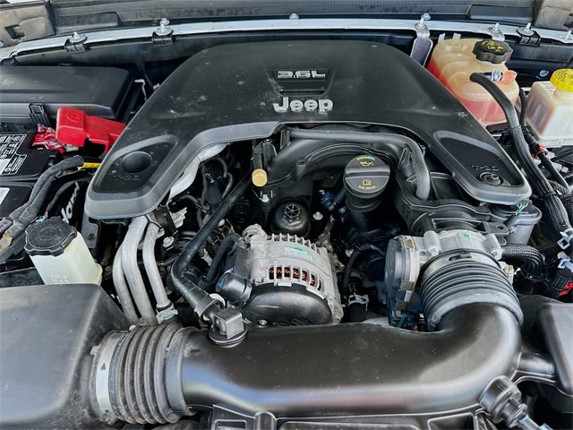 Used 2020 Jeep Gladiator Sport w/ Quick Order Package 24S image 27