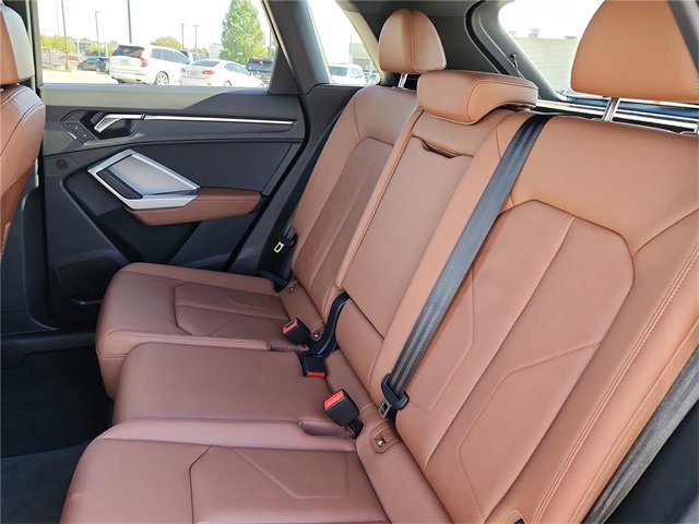 Certified 2025 Audi Q3 2.0T Premium w/ Convenience Package image 27