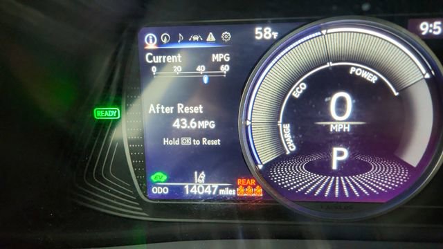 Used 2024 Lexus UX 250h FWD image 38