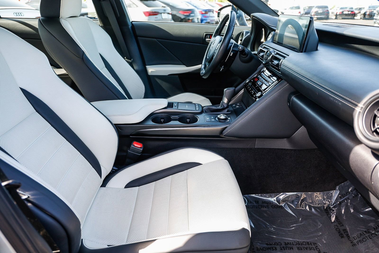 Used 2023 Lexus IS 350 F Sport w/ Navigation Package image 17