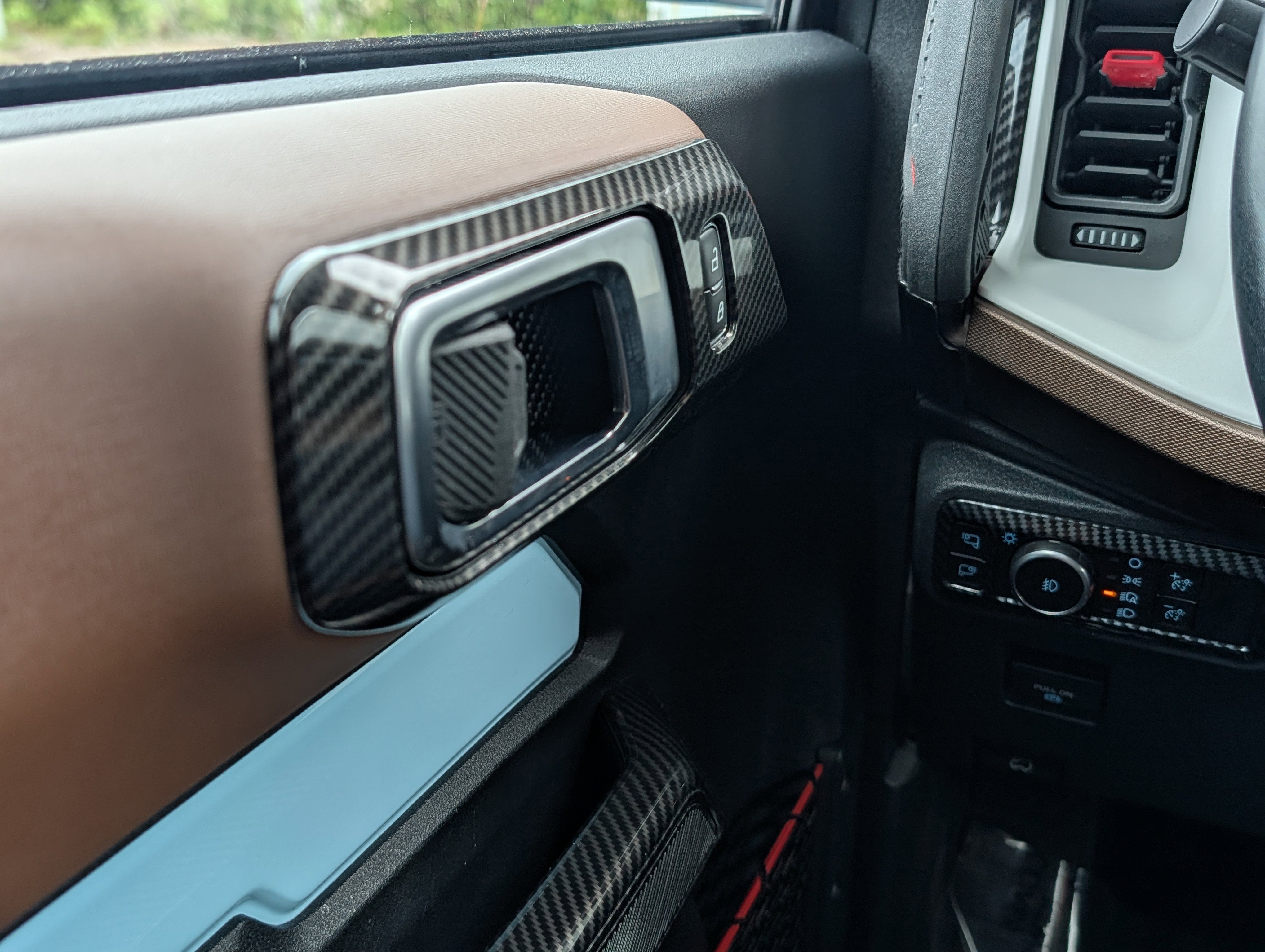 Certified 2023 Ford Bronco Heritage Edition AWD/4WD image 17