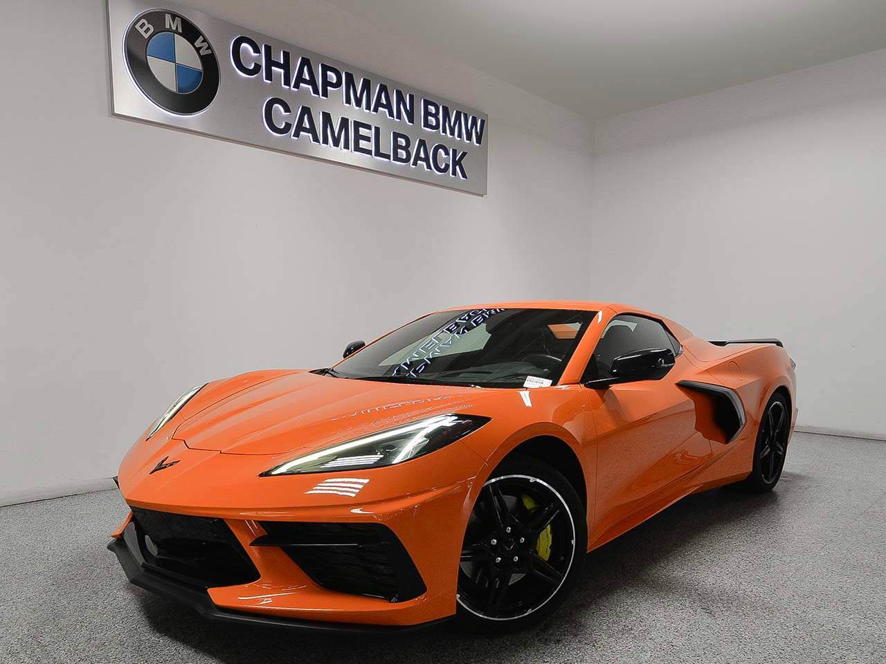 Used 2022 Chevrolet Corvette Stingray Premium Conv w/ Z51 Performance Package RWD image 2