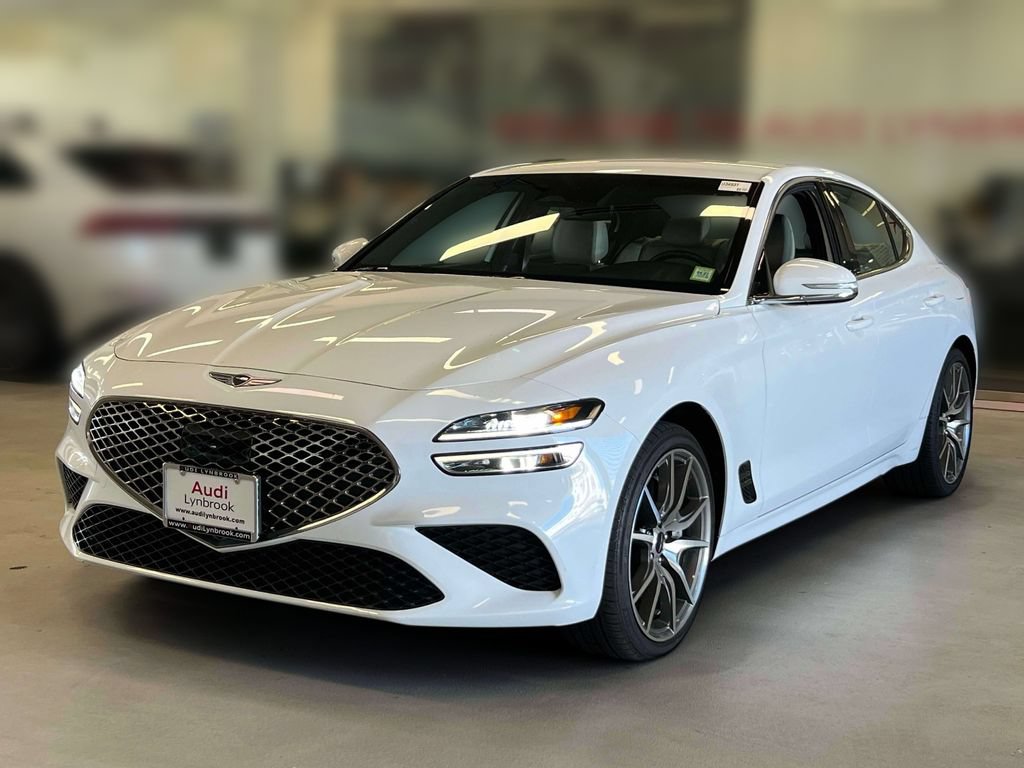 Used 2024 Genesis G70 2.5T AWD/4WD image 2