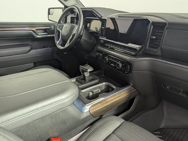 Used 2024 Chevrolet Silverado 1500 RST w/ Convenience Package II AWD/4WD image 29