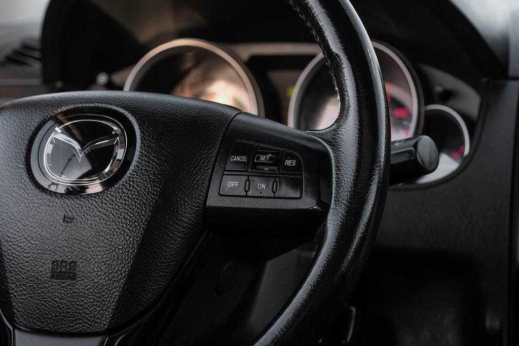 Used 2012 MAZDA CX-9 Touring w/ Moonroof & Bose Audio Pkg image 15