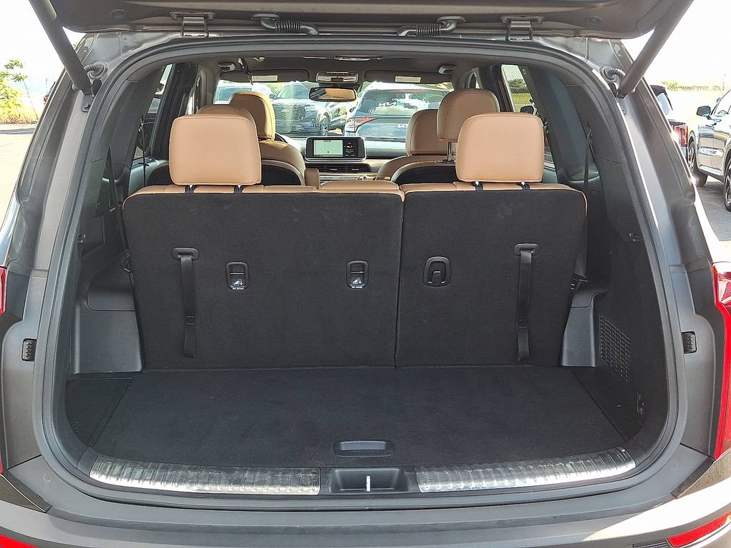 Certified 2022 Kia Telluride SX w/ Nightfall Edition Package AWD/4WD image 29