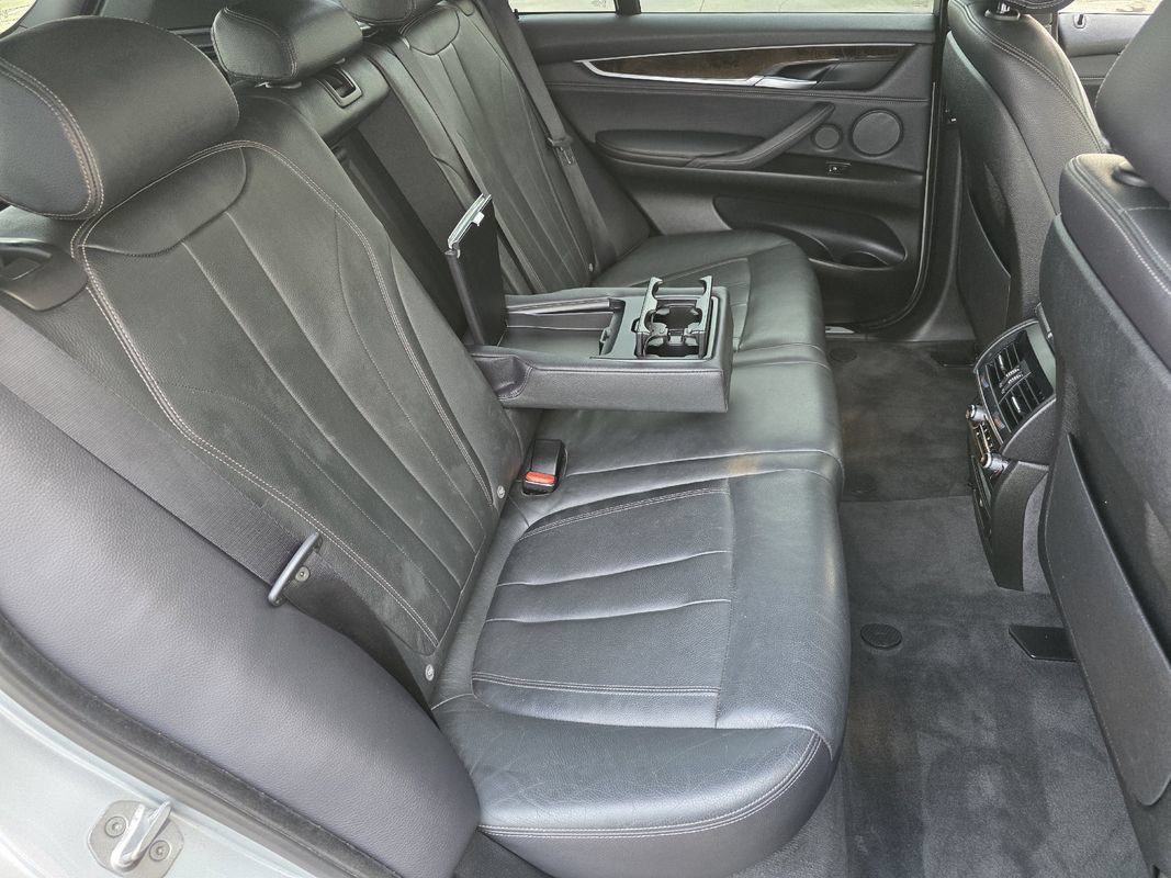 Used 2017 BMW X5 xDrive40e AWD/4WD image 28