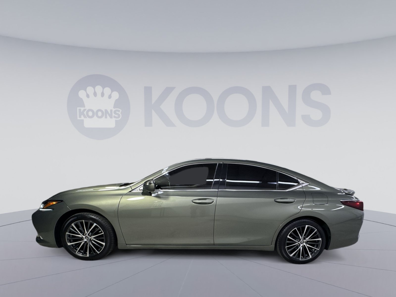 Used 2024 Lexus ES 300h w/ Premium Package FWD image 17