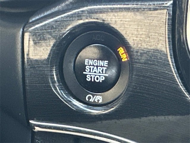 Used 2021 Jeep Grand Cherokee Trailhawk w/ Trailhawk Luxury Group image 17