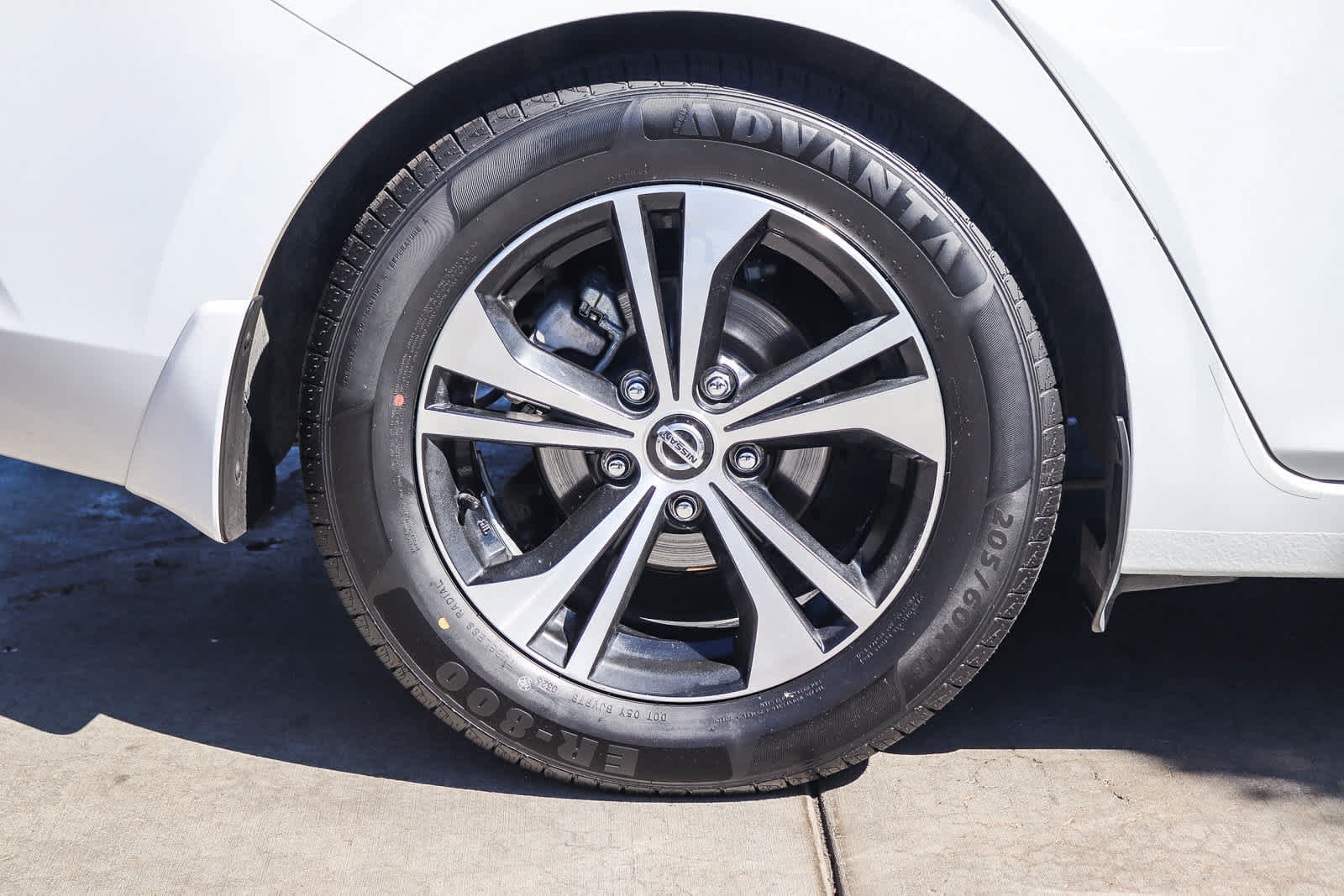 Used 2020 Nissan Sentra SV FWD image 8
