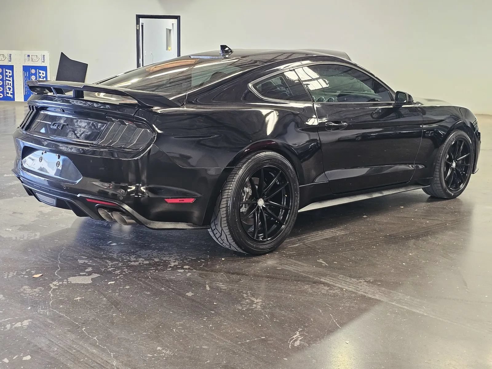 Used 2021 Ford Mustang GT w/ Equipment Group 301A RWD image 4