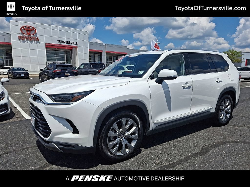 Certified 2025 Toyota Grand Highlander FWD image 1