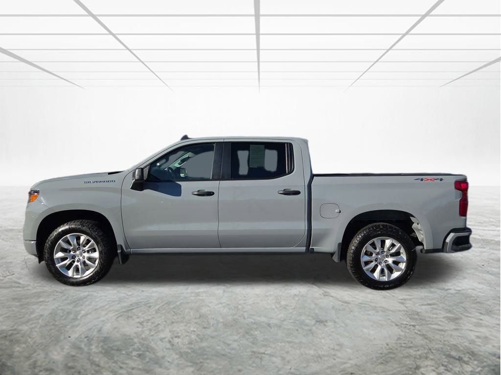 Used 2024 Chevrolet Silverado 1500 Custom image 8