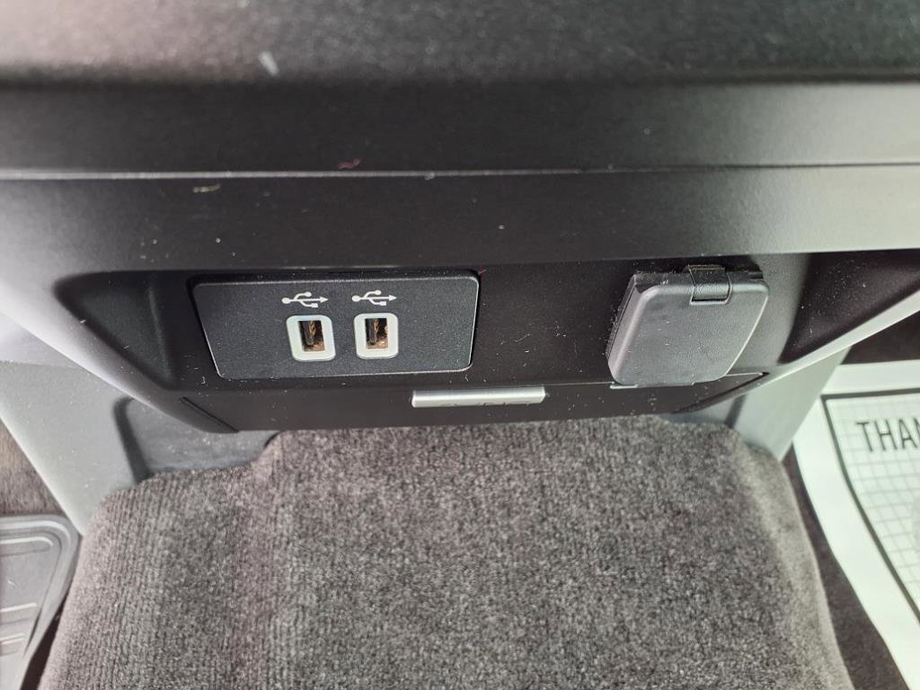 Used 2018 Ford F150 XLT w/ Equipment Group 302A Luxury image 15