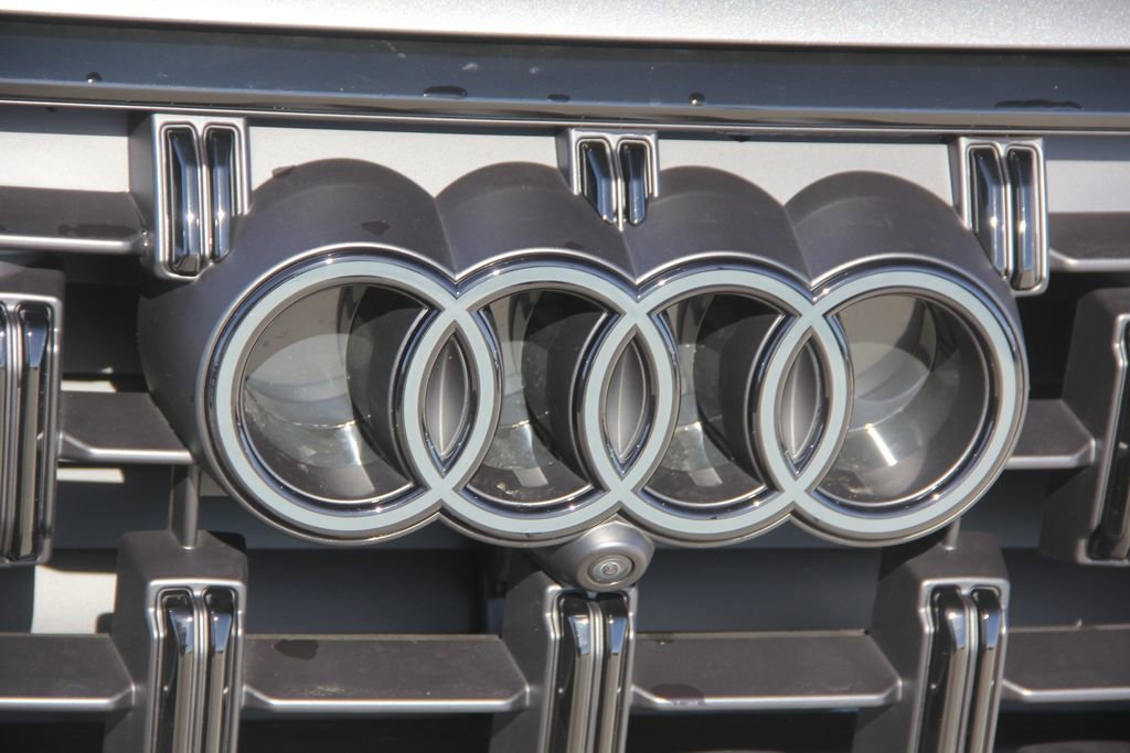 New 2026 Audi Q7 3.0T Premium image 11