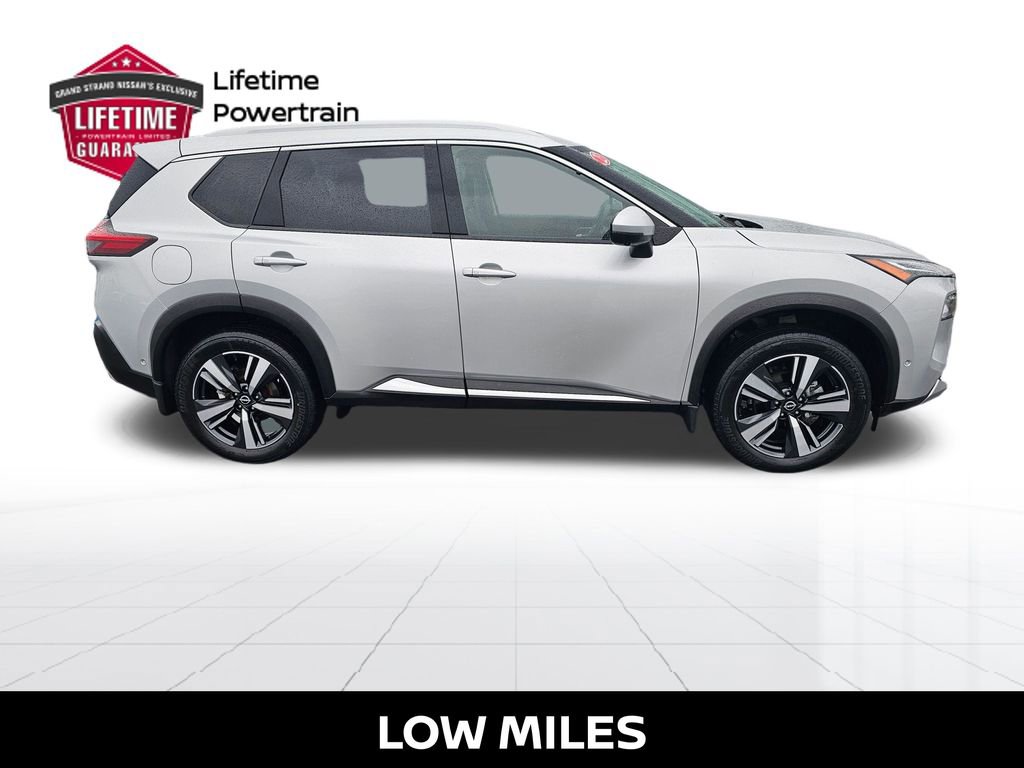 Used 2023 Nissan Rogue Platinum w/ Platinum Premium Package image 7