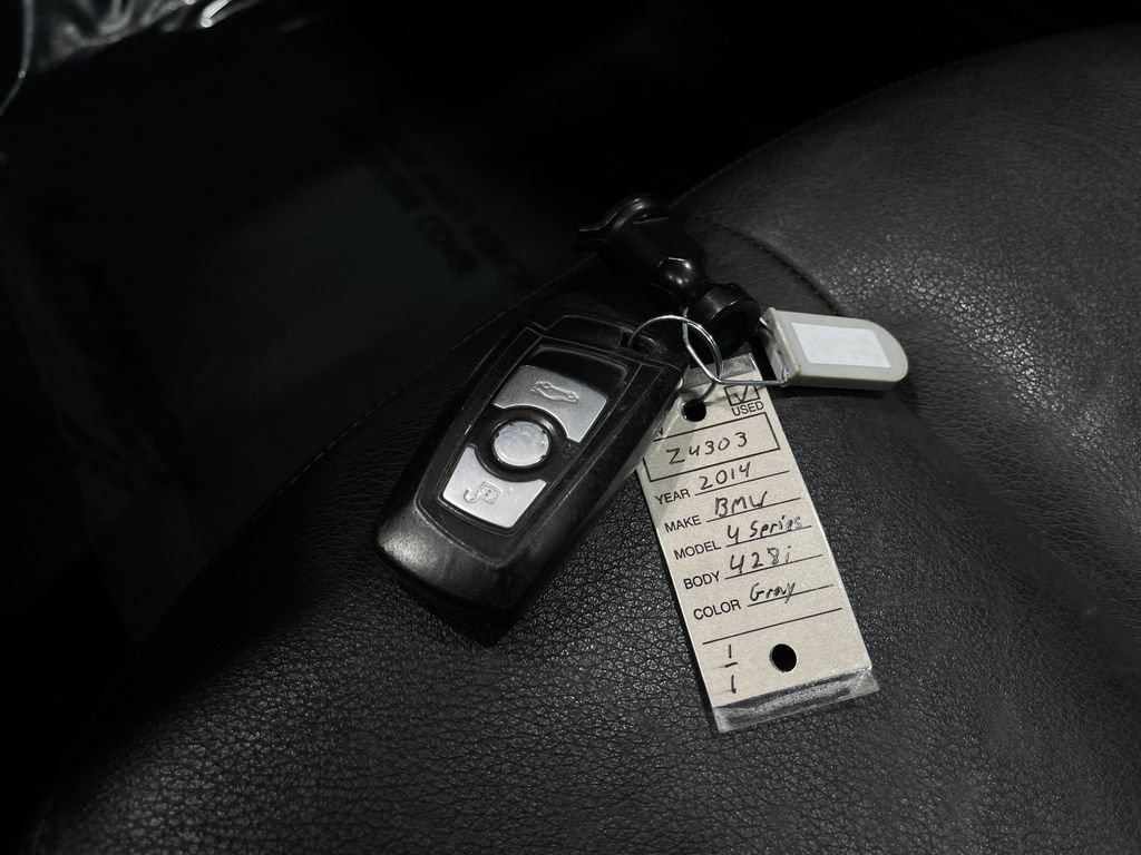 Used 2014 BMW 428i Convertible image 34