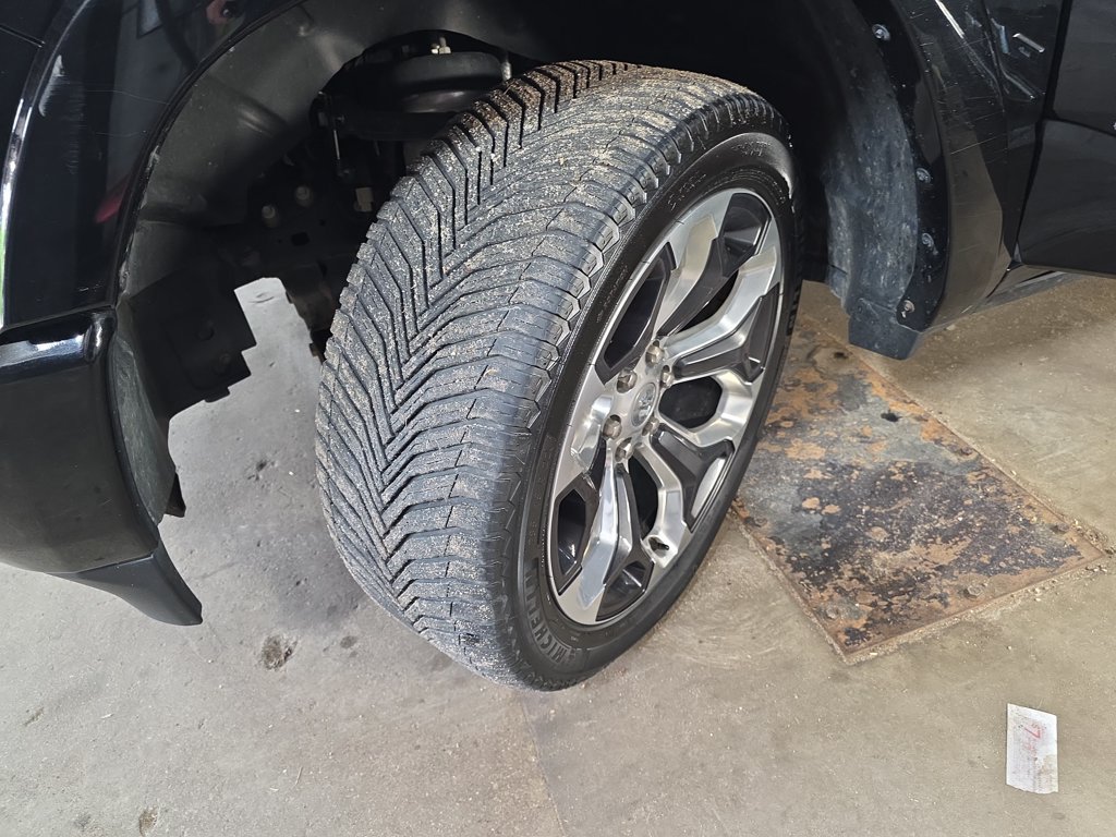 Used 2023 RAM 1500 Limited AWD/4WD image 29
