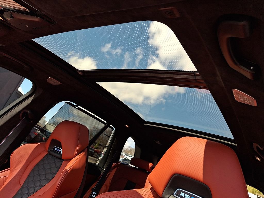 Used 2024 BMW X5 M Competition w/ Executive Package image 16