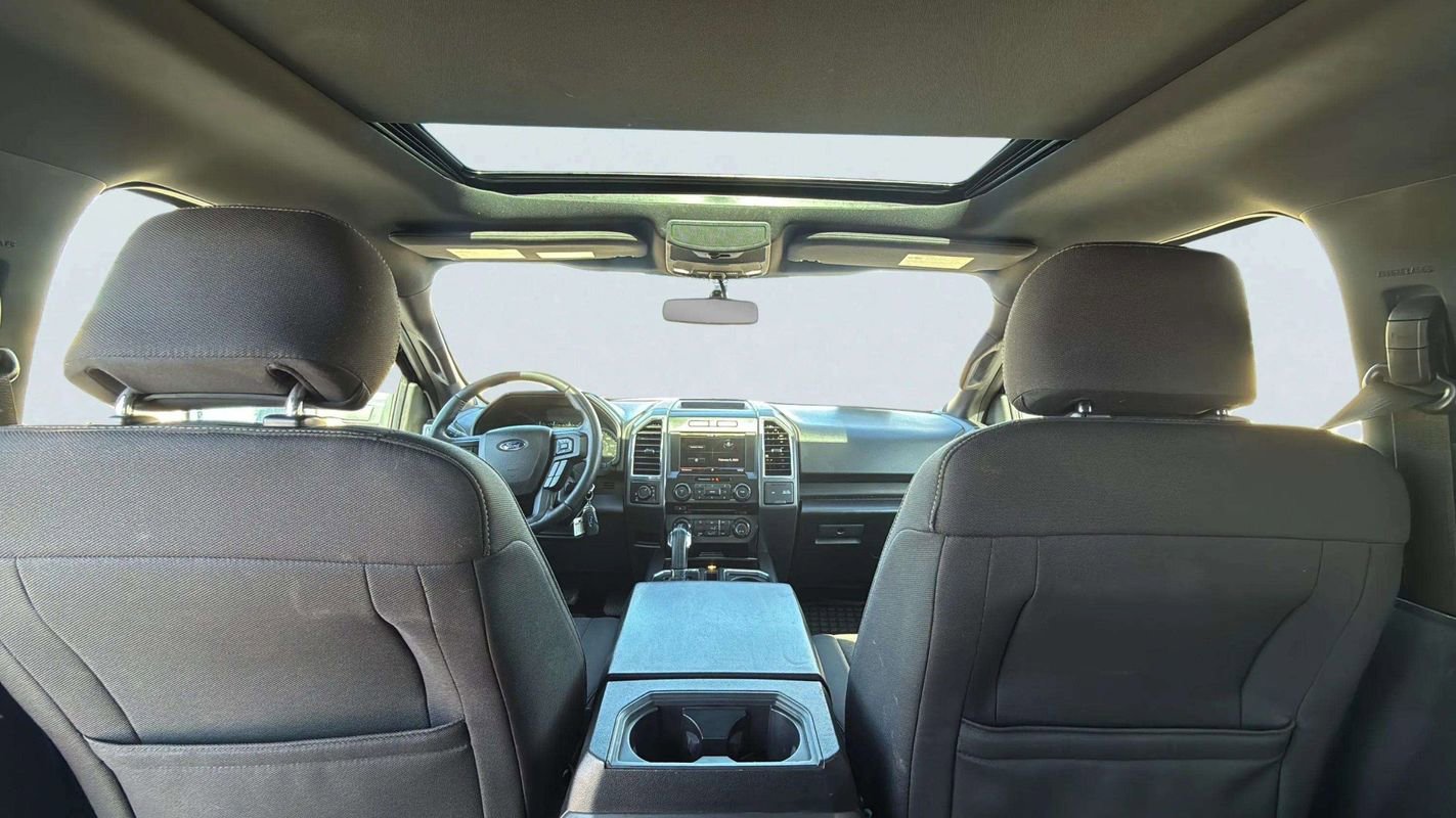 Used 2015 Ford F150 XLT w/ Equipment Group 302A Luxury image 9