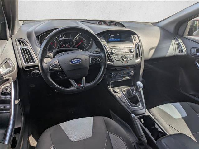 Used 2018 Ford Focus ST FWD image 15
