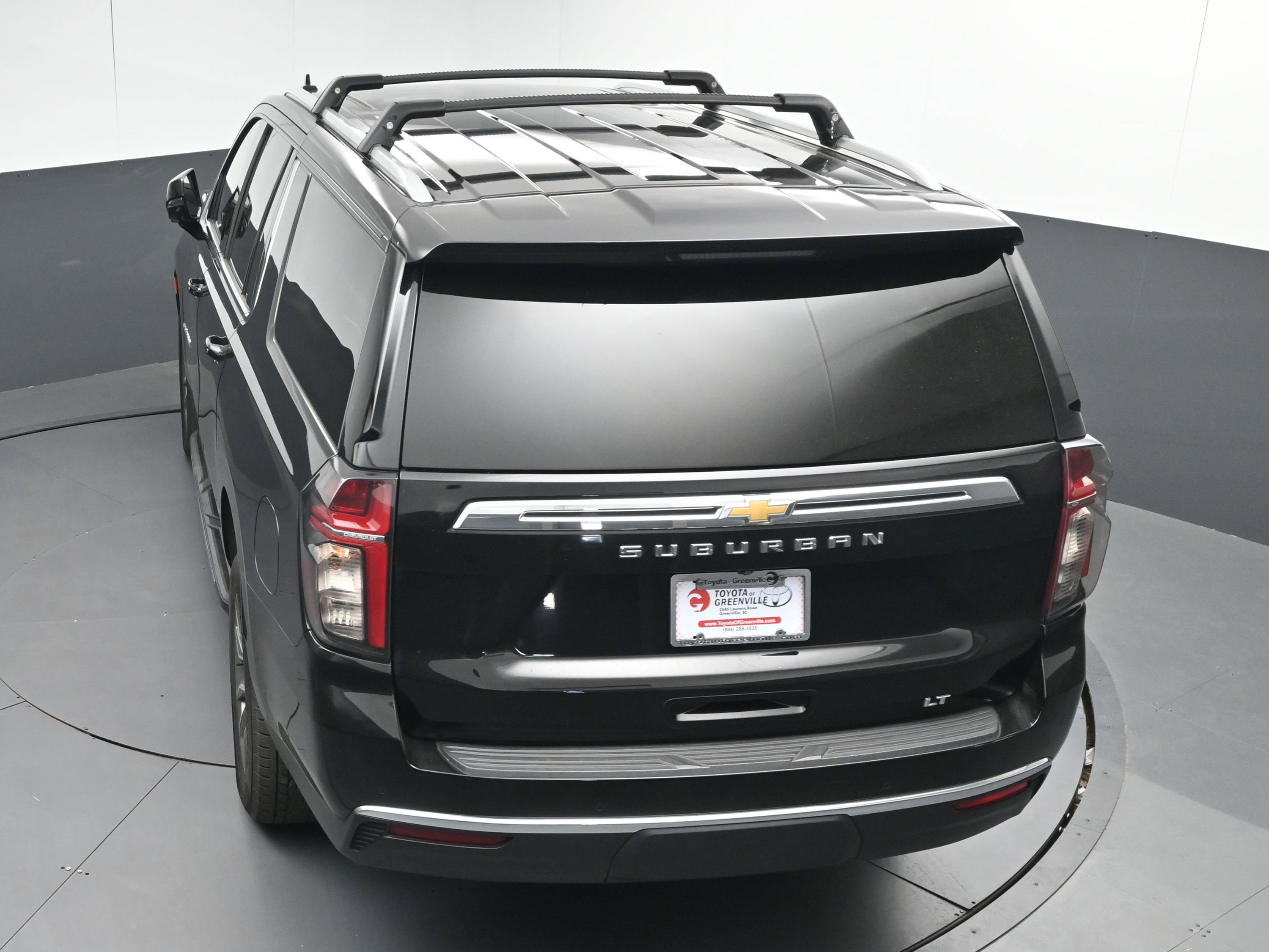 Used 2022 Chevrolet Suburban LT w/ LT Signature Package image 36