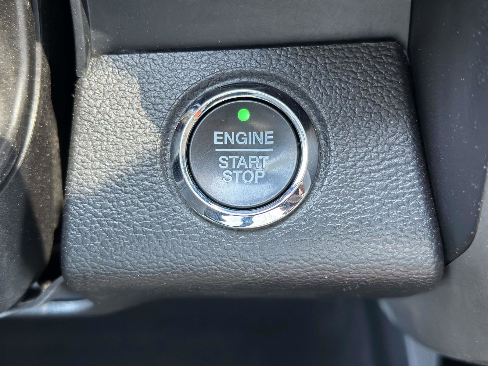 Certified 2021 Ford F250 Lariat AWD/4WD image 24