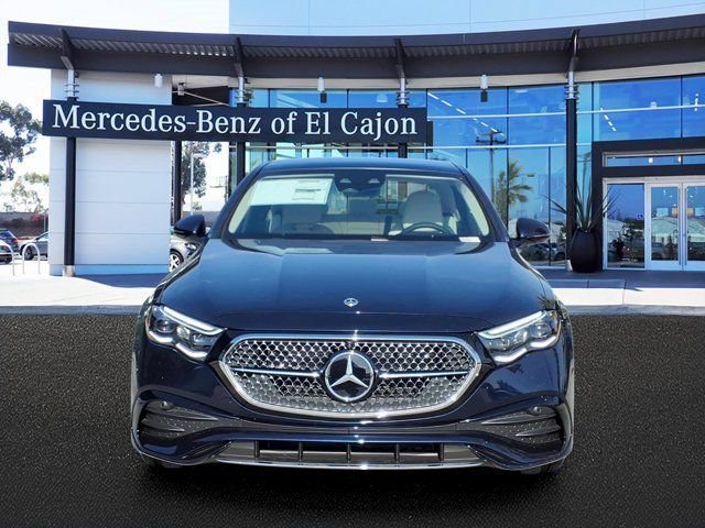 New 2026 Mercedes-Benz E 350 4MATIC Sedan image 2