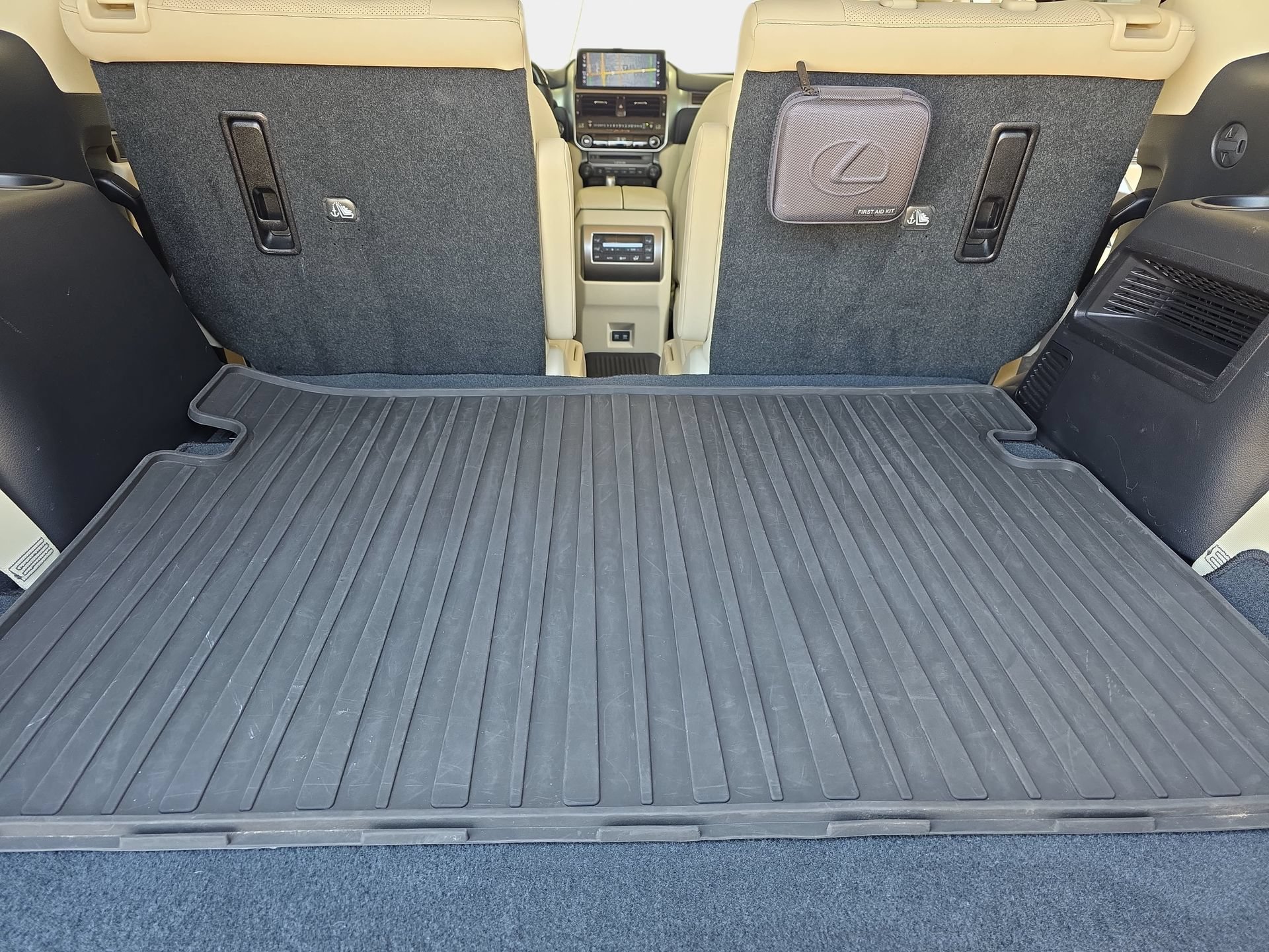 Used 2023 Lexus GX 460 Premium AWD/4WD image 12