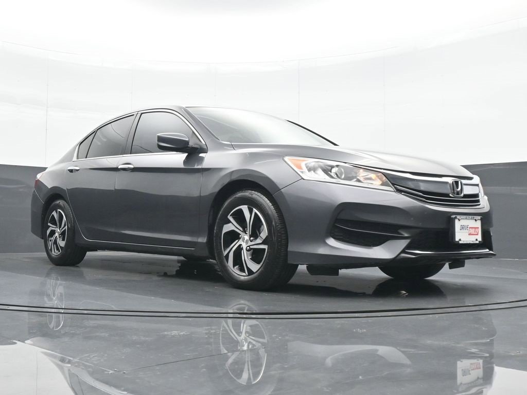 Used 2017 Honda Accord LX image 24