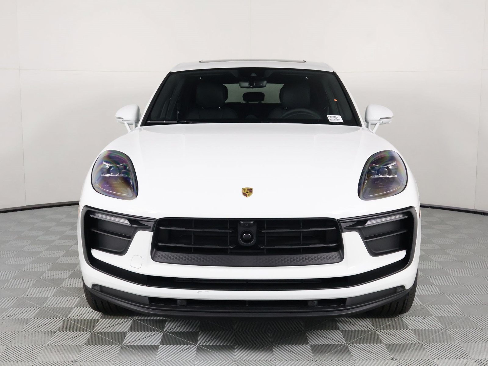 New 2026 Porsche Macan AWD/4WD image 10