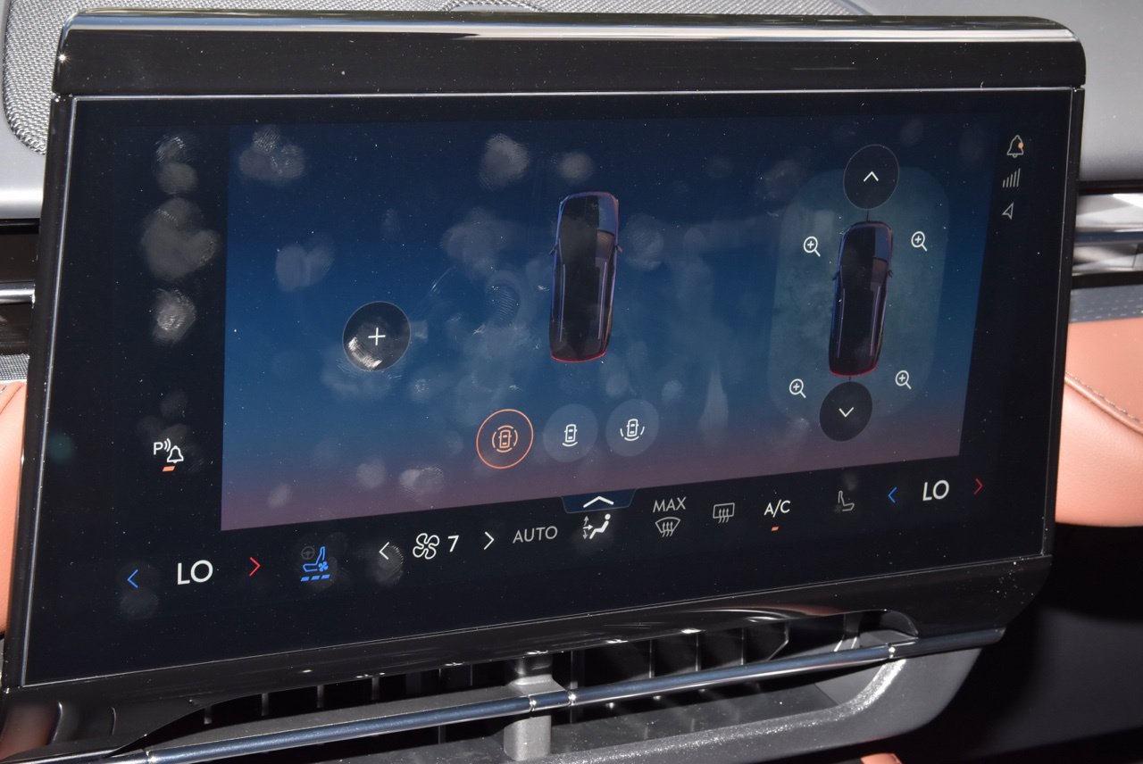 New 2026 Lincoln Nautilus Reserve AWD/4WD image 29