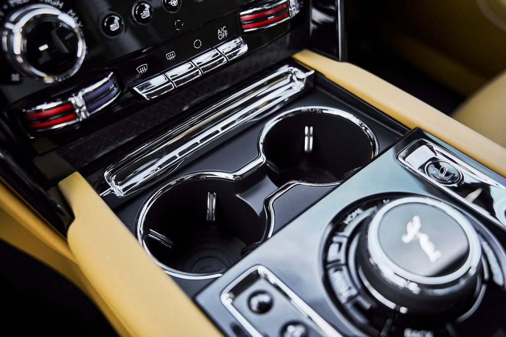 Used 2026 Rolls-Royce Cullinan Black Badge image 79