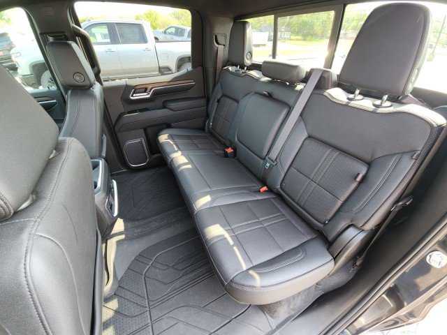 Used 2022 Chevrolet Silverado 1500 High Country w/ High Country Premium Package image 25