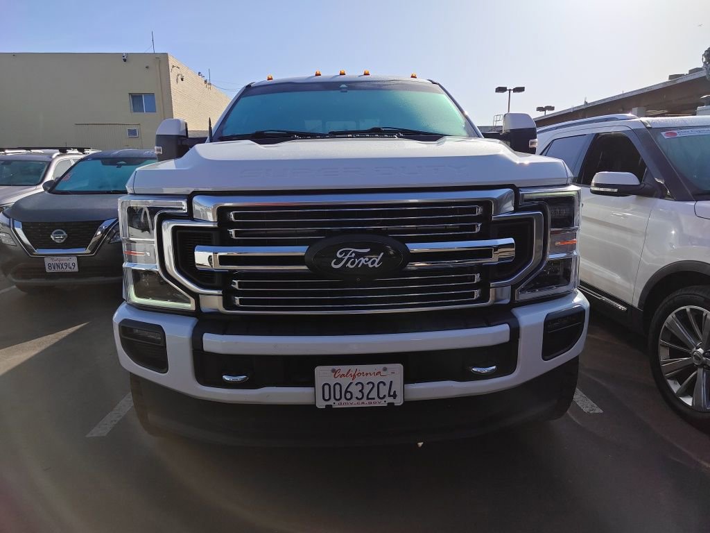 Used 2022 Ford F350 Limited w/ FX4 Off-Road Package image 19