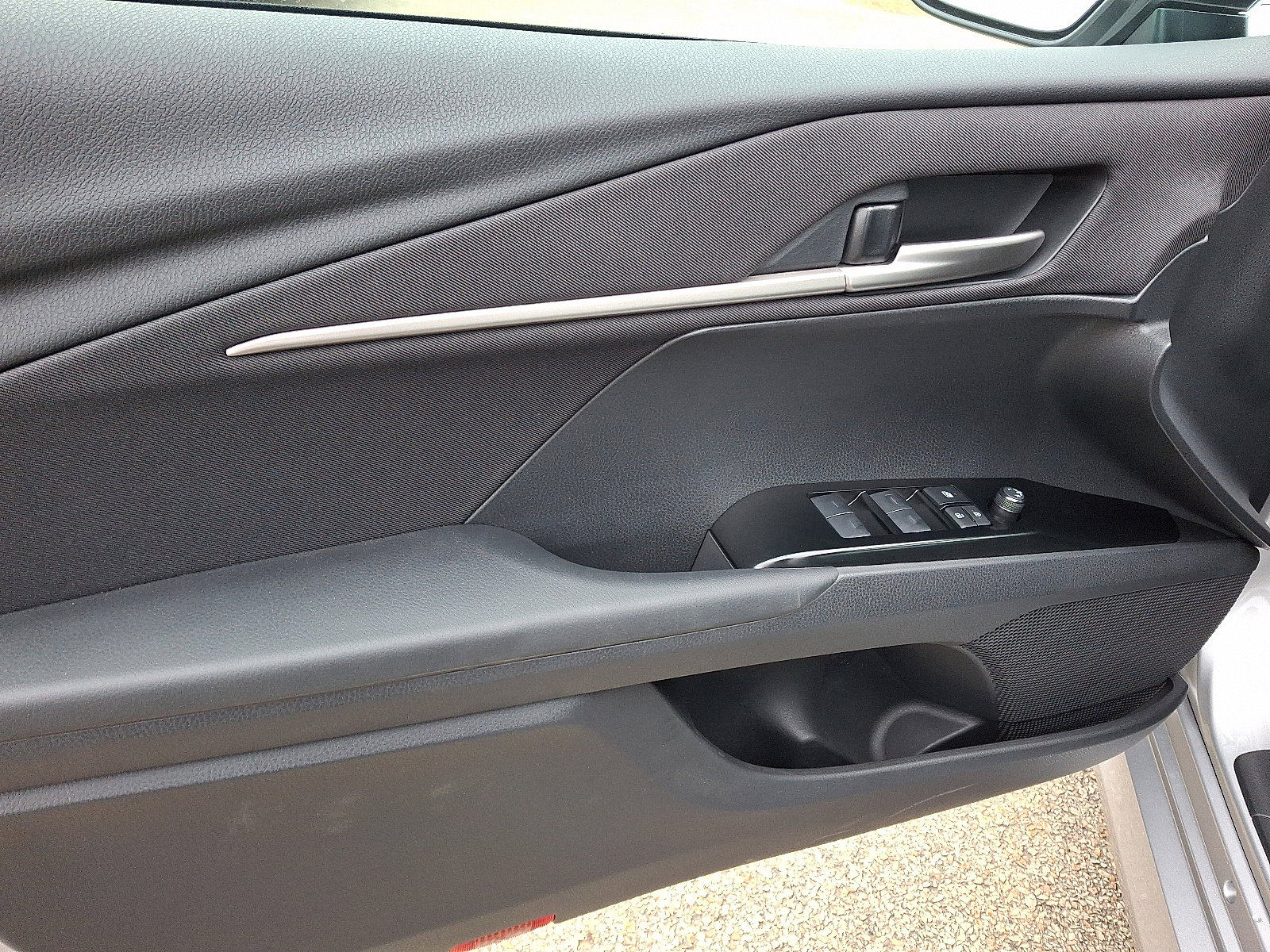 Used 2026 Toyota Camry LE image 12