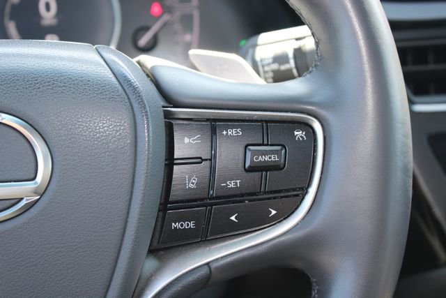 Certified 2025 Lexus ES 300h w/ Premium Package FWD image 17