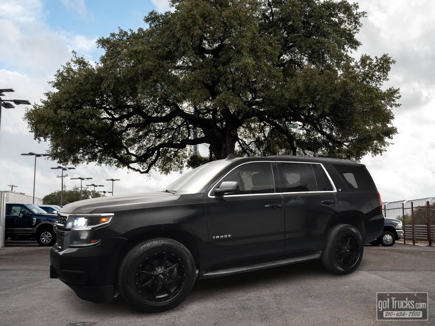 Used 2017 Chevrolet Tahoe LT AWD/4WD image 1