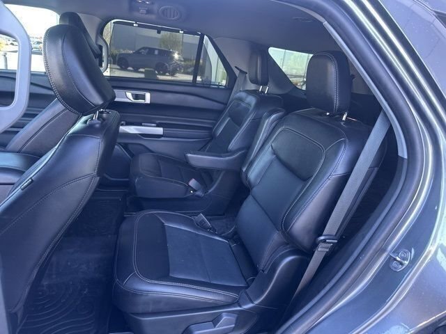Used 2024 Ford Explorer Limited image 10