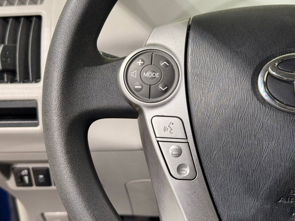 Used 2015 Toyota Prius V Three image 22