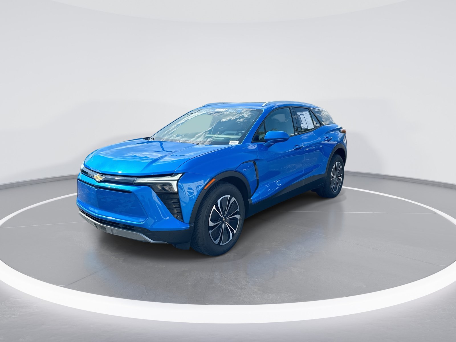 Used 2024 Chevrolet Blazer EV LT AWD/4WD image 5