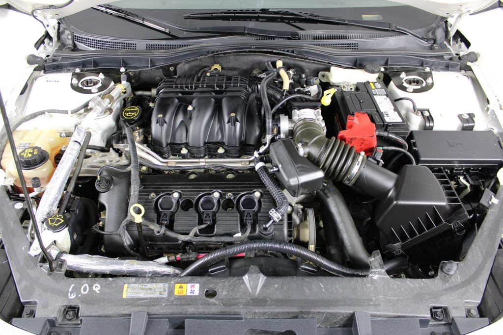Used 2010 Ford Fusion SE FWD image 10
