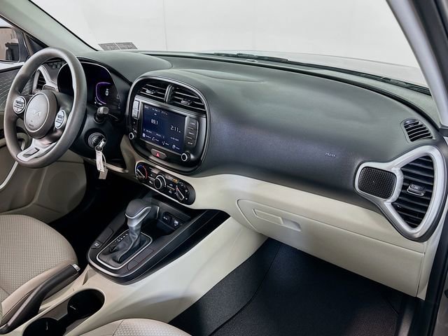 Used 2025 Kia Soul LX w/ LX Technology Package image 22