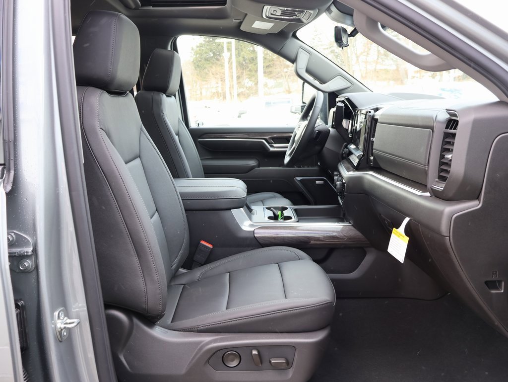 New 2026 Chevrolet Silverado 3500 LTZ w/ LTZ Plus Package image 47
